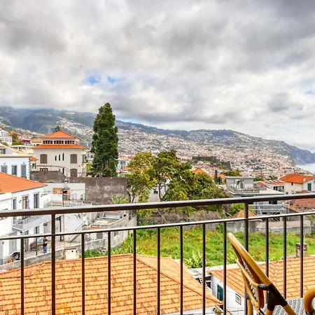 דירה Graca's Place, A In Madeira פונשל